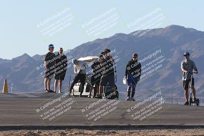 media/Oct-30-2025-Racers Edge (Thu) [[dabbdaf680]]/1-Around the Pits- Track Walk/